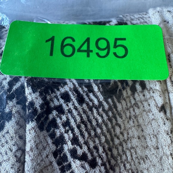 Women's Palazzo Capri Jumpsuit Snakeskin Print Size S Spaghetti Strap Festival - Picture 16 of 16